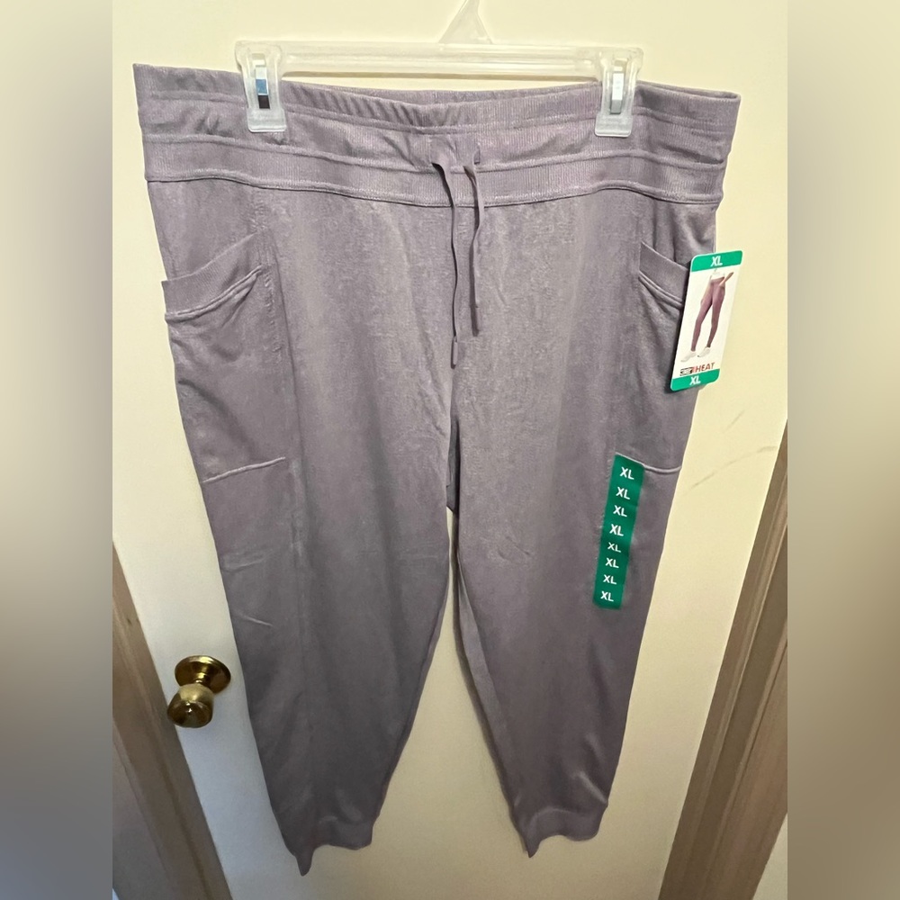3 pack women’s 32 Degree jogger pants, size XL, NWT